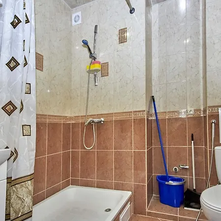 Apartment Pomiretska Street 9 *
